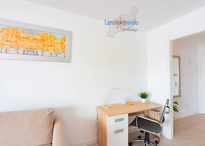 Kiara * Costa Teguise